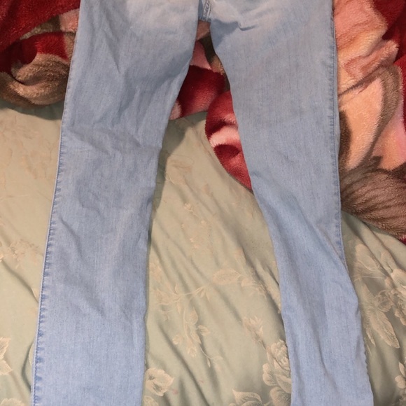 Hollister jeans. - Picture 4 of 8